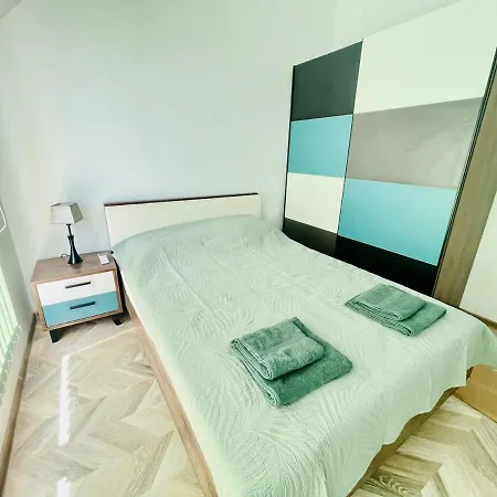 2br Vintage - Free Parking Apartment *