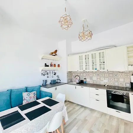 Apartment 2br Vintage - Free Parking Varna