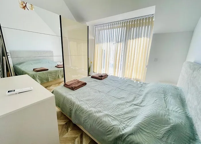 2br Vintage - Free Parking فارنا