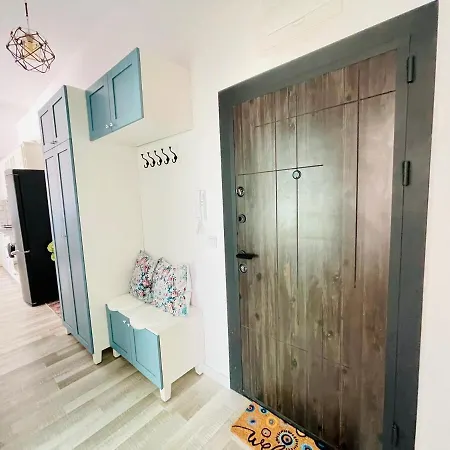 2br Vintage - Free Parking Apartament *