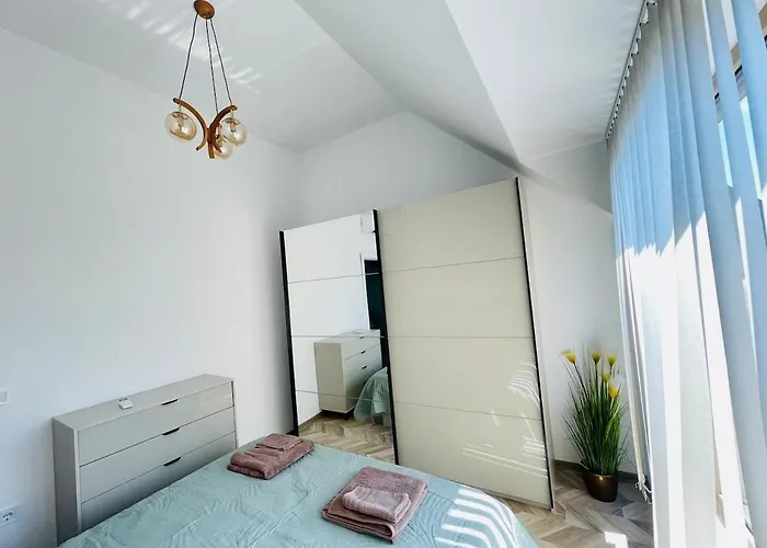 2br Vintage - Free Parking Apartment Warna